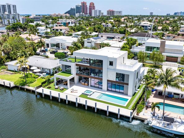 2849 NE 29th St, Fort Lauderdale FL 33306