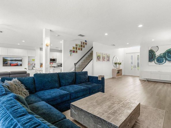 5850 NW 42nd Terrace, Boca Raton FL 33496