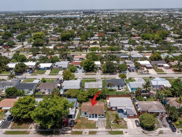 5409 NE 4th Avenue, Fort Lauderdale FL 33334