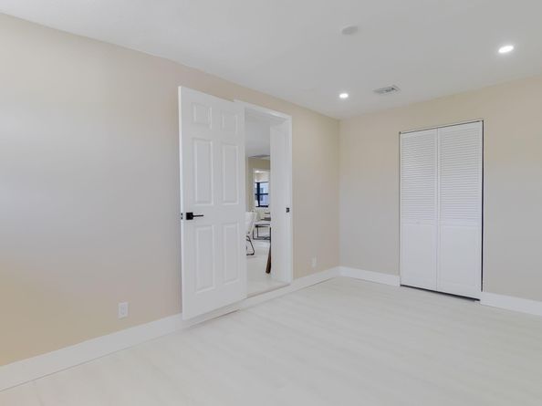 5409 NE 4th Avenue, Fort Lauderdale FL 33334