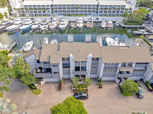 17 Port Side Dr 17A, Fort Lauderdale FL 33316
