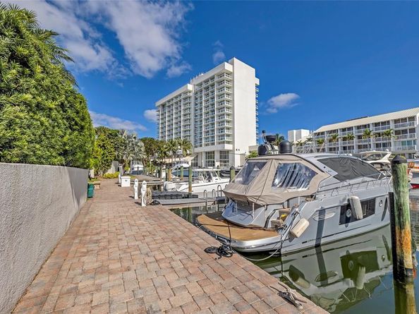 17 Port Side Dr 17A, Fort Lauderdale FL 33316