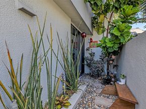 17 Port Side Dr 17A, Fort Lauderdale FL 33316