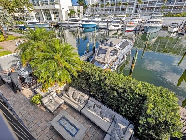 17 Port Side Dr 17A, Fort Lauderdale FL 33316