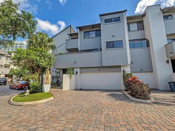 17 Port Side Dr 17A, Fort Lauderdale FL 33316