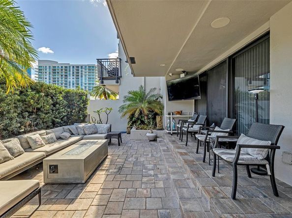 17 Port Side Dr 17A, Fort Lauderdale FL 33316