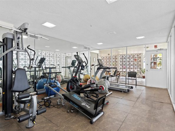 2970 NE 16th Avenue 314, Oakland Park FL 33334