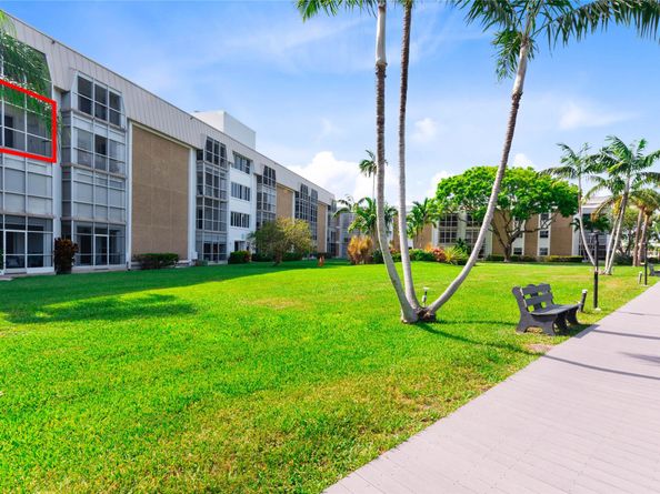 2970 NE 16th Avenue 314, Oakland Park FL 33334
