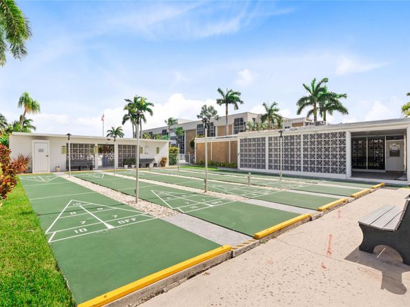 2970 NE 16th Avenue 314, Oakland Park FL 33334