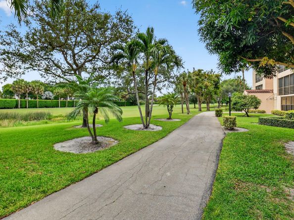 7186 Promenade 102 Drive 102, Boca Raton FL 33433