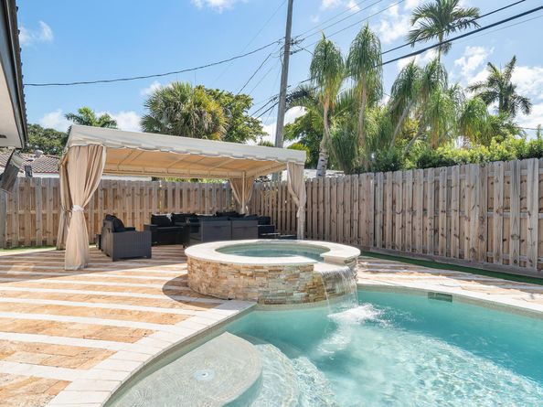 5280 NE 19th Avenue, Fort Lauderdale FL 33308