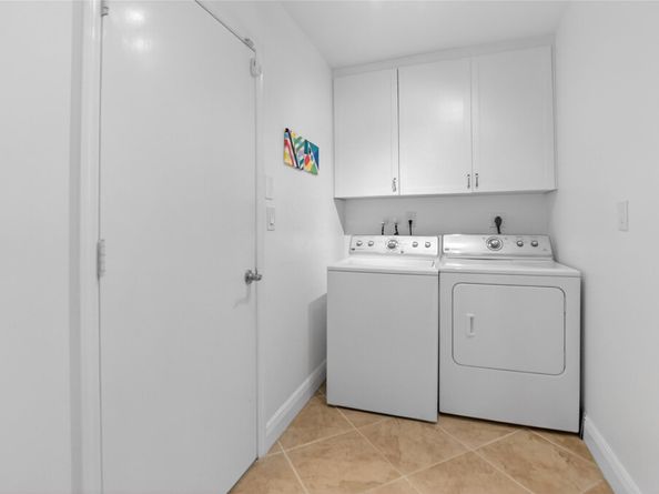 250 WOODLAKE Lane, Deerfield Beach FL 33442