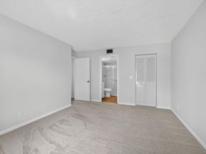 1104 Green Pine Boulevard D2, West Palm Beach FL 33409