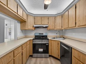 1104 Green Pine Boulevard D2, West Palm Beach FL 33409