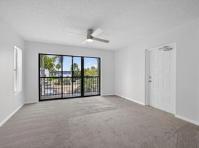 1104 Green Pine Boulevard D2, West Palm Beach FL 33409