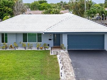 555 NW 15th Avenue