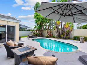 7904 Travlers Tree Dr, Boca Raton FL 33433