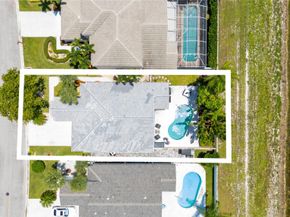 7904 Travlers Tree Dr, Boca Raton FL 33433
