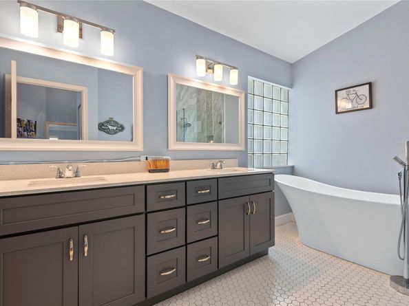 7904 Travlers Tree Dr, Boca Raton FL 33433