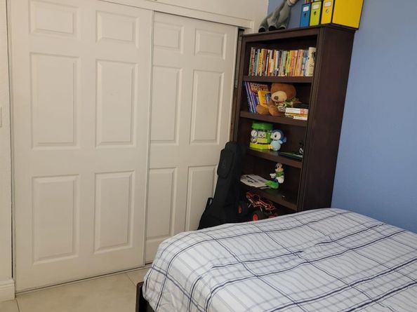 11821 SW 18th St 223, Miami FL 33175
