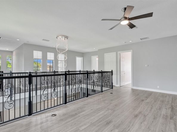 8050 NW 126th Ter, Parkland FL 33076