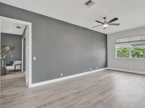 8050 NW 126th Ter, Parkland FL 33076