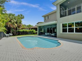 8050 NW 126th Ter, Parkland FL 33076