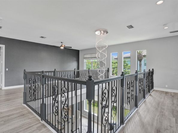 8050 NW 126th Ter, Parkland FL 33076