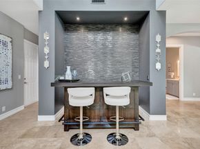 8050 NW 126th Ter, Parkland FL 33076