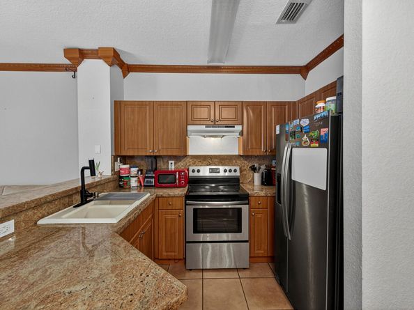 6600 Catalina Lane, Tamarac FL 33321