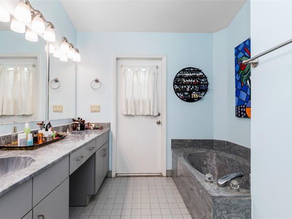 9910 NW 53rd Ct, Coral Springs FL 33076