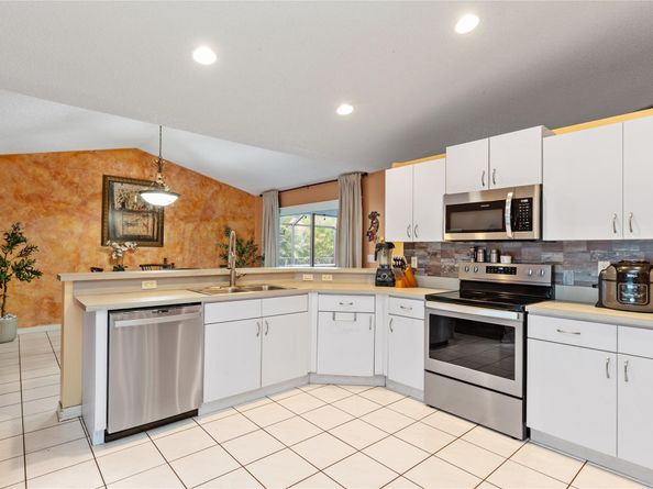 9910 NW 53rd Ct, Coral Springs FL 33076