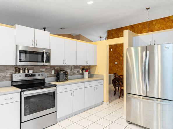 9910 NW 53rd Ct, Coral Springs FL 33076