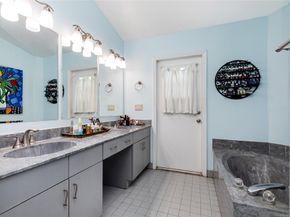 9910 NW 53rd Ct, Coral Springs FL 33076
