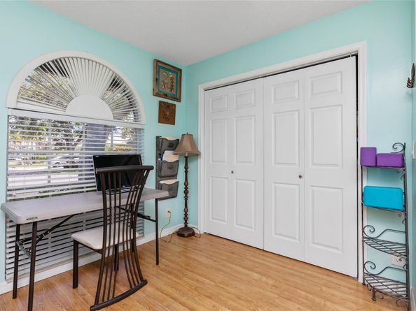 9910 NW 53rd Ct, Coral Springs FL 33076