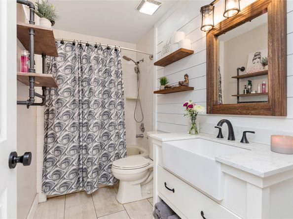 9910 NW 53rd Ct, Coral Springs FL 33076