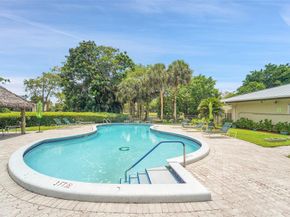 6200 NW 44th St 106, Lauderhill FL 33319