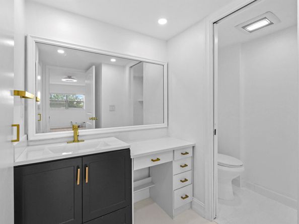 3286 Arcara Way 408, Lake Worth FL 33467