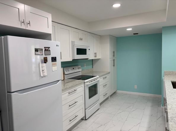 825 Egret Circle 205, Delray Beach FL 33444