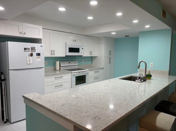 825 Egret Circle