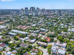 1600 NE 4th Ct, Fort Lauderdale FL 33301