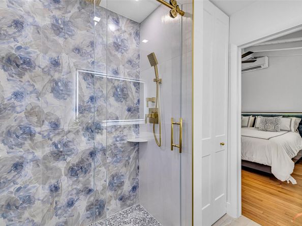 1600 NE 4th Ct, Fort Lauderdale FL 33301
