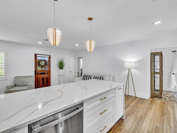 1600 NE 4th Ct, Fort Lauderdale FL 33301