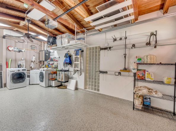1600 NE 4th Ct, Fort Lauderdale FL 33301