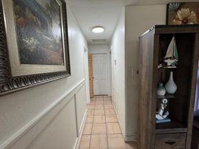 5850 NE 7th Ave, Fort Lauderdale FL 33334