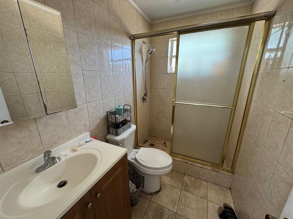 5850 NE 7th Ave, Fort Lauderdale FL 33334