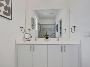 586 NW 203rd Ter, Miami FL 33169