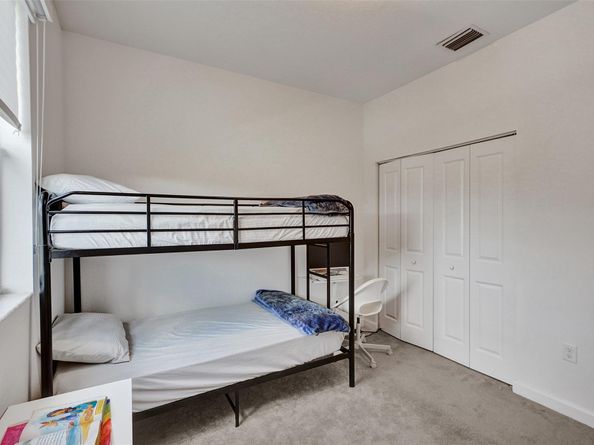 586 NW 203rd Ter, Miami FL 33169