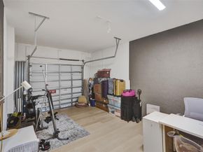 586 NW 203rd Ter, Miami FL 33169