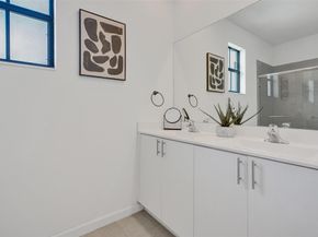 586 NW 203rd Ter, Miami FL 33169